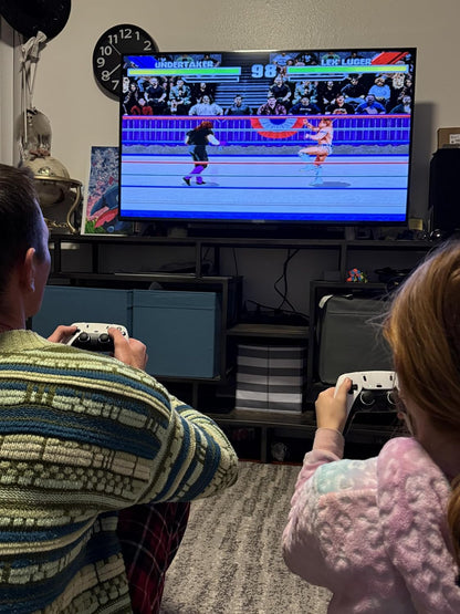 WIRELESS RETRO GAMING CONSOLE 60,000+ LICENSED GAMES (2 Free Controllers Included)